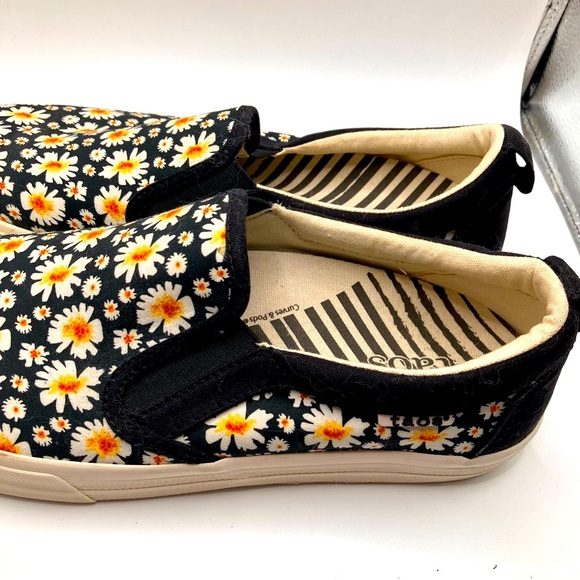 Taos Black Daisy Floral Slip-On Sneakers womens size 9 - Picture 5 of 8